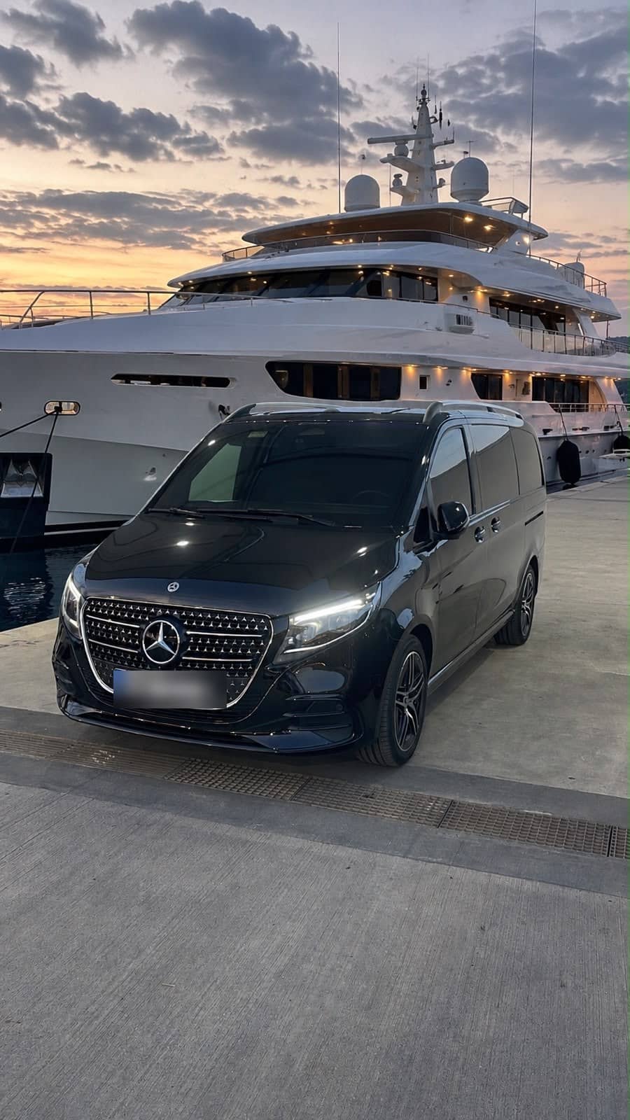 Ο στόλος της Elegance Transfer
